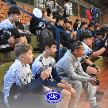 Turmas de 8º e 9º ano vivem com empolgação os Jogos Franciscanos Interséries