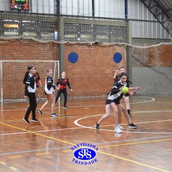Turmas de 8º e 9º ano vivem com empolgação os Jogos Franciscanos Interséries