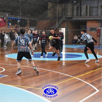 Turmas de 8º e 9º ano vivem com empolgação os Jogos Franciscanos Interséries