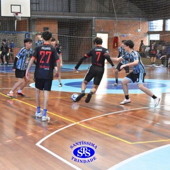 Turmas de 8º e 9º ano vivem com empolgação os Jogos Franciscanos Interséries