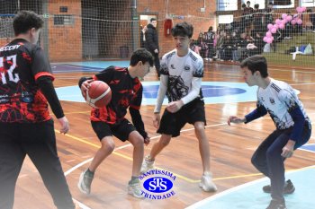 Turmas de 8º e 9º ano vivem com empolgação os Jogos Franciscanos Interséries