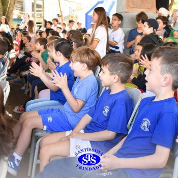 Estudantes do Colégio participam da 28ª Feira do Livro