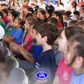 Estudantes do Colégio participam da 28ª Feira do Livro