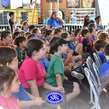 Estudantes do Colégio participam da 28ª Feira do Livro
