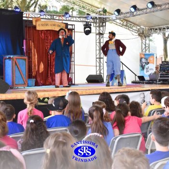 Estudantes do Colégio participam da 28ª Feira do Livro