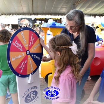 Estudantes do Colégio participam da 28ª Feira do Livro