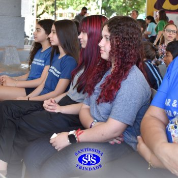 Estudantes do Colégio participam da 28ª Feira do Livro