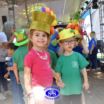 Estudantes do Colégio participam da 28ª Feira do Livro