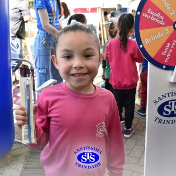 Estudantes do Colégio participam da 28ª Feira do Livro