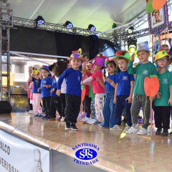 Estudantes do Colégio participam da 28ª Feira do Livro