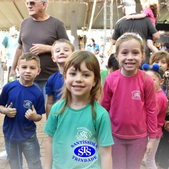 Estudantes do Colégio participam da 28ª Feira do Livro