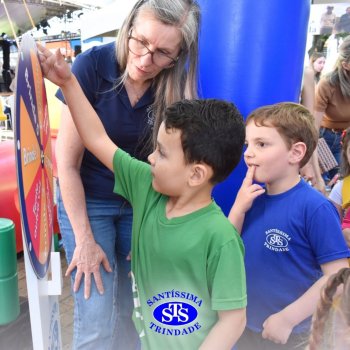 Estudantes do Colégio participam da 28ª Feira do Livro
