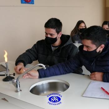 9º ano | Aula prática de Química