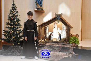 Alunos refletem sobre o sentido do Natal durante celebração | 2º ano