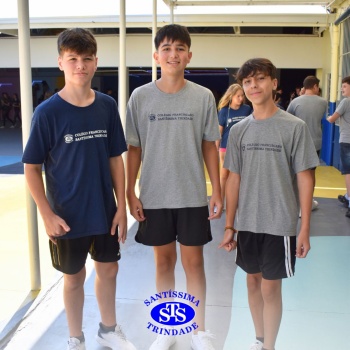 Estudantes retornam às aulas