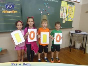 1º ano - Encontros Vocálicos 