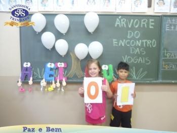 1º ano - Encontros Vocálicos 