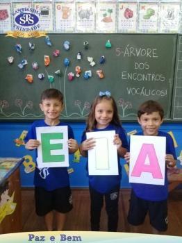 1º ano - Encontros Vocálicos 