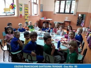 Educação Infantil - 105 anos STS