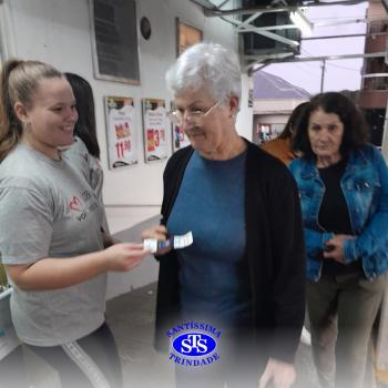 Líderes de turma participam do Sábado Solidário | Projeto Líder Voluntário