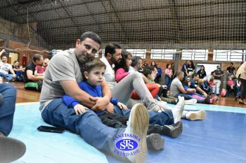 Homenagens aos pais dos alunos do Infantil 5 e do 1º ano