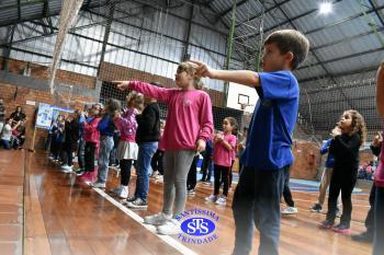 Homenagens aos pais dos alunos do Infantil 5 e do 1º ano