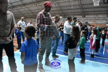 Homenagens aos pais dos alunos do Infantil 5 e do 1º ano