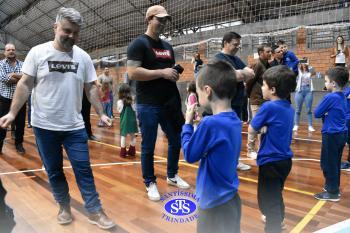 Homenagens aos pais dos alunos do Infantil 5 e do 1º ano