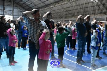 Homenagens aos pais dos alunos do Infantil 5 e do 1º ano