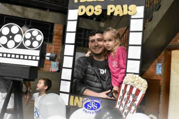 Homenagens aos pais dos alunos do Infantil 5 e do 1º ano