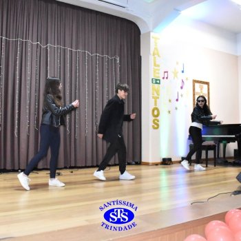 Show de Talentos celebra as habilidades dos alunos e promove momentos de descontração