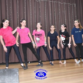 Show de Talentos celebra as habilidades dos alunos e promove momentos de descontração