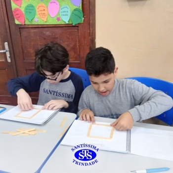 Estudo dos polígonos de forma lúdica | 5º ano