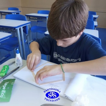 Estudo dos polígonos de forma lúdica | 5º ano