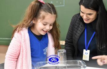 Fases da vida são estudadas através de atividades práticas | 2º ano