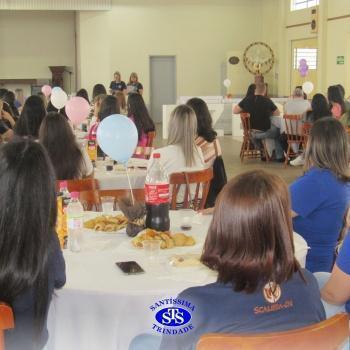 Profissionais do Colégio recebem homenagem especial 