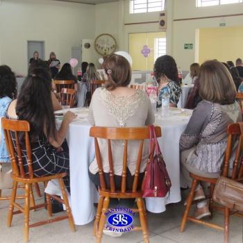 Profissionais do Colégio recebem homenagem especial 
