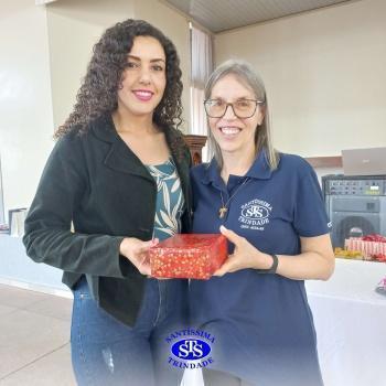 Profissionais do Colégio recebem homenagem especial 