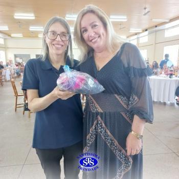 Profissionais do Colégio recebem homenagem especial 