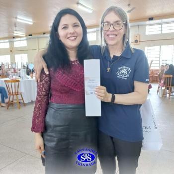 Profissionais do Colégio recebem homenagem especial 