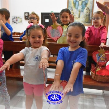 Turmas da Educação Infantil celebram o significado do Natal na Capela