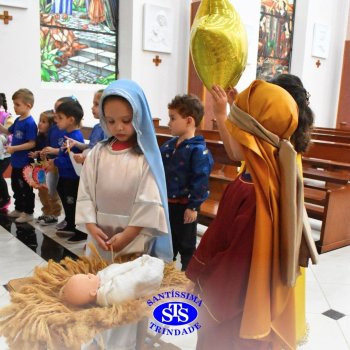 Turmas da Educação Infantil celebram o significado do Natal na Capela