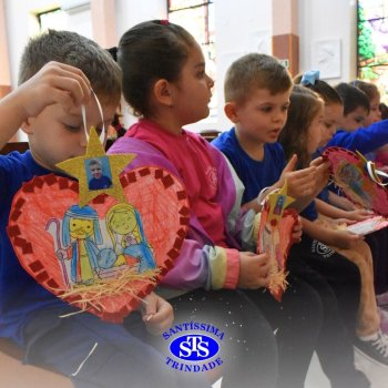 Turmas da Educação Infantil celebram o significado do Natal na Capela