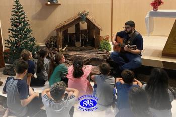 Alunos de 3º, 4º e 5º ano participam de Celebrações de Natal