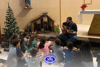Alunos de 3º, 4º e 5º ano participam de Celebrações de Natal