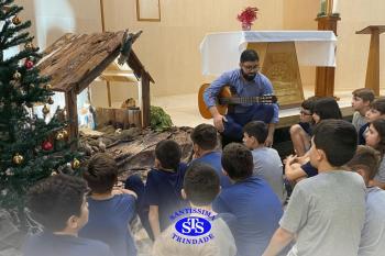 Alunos de 3º, 4º e 5º ano participam de Celebrações de Natal