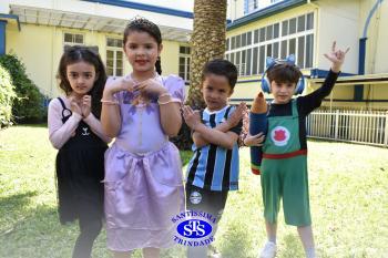 Alunos participam de atividades alusivas ao Dia da Criança 