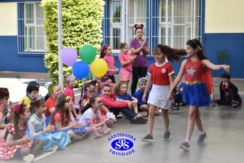 Alunos participam de atividades alusivas ao Dia da Criança 