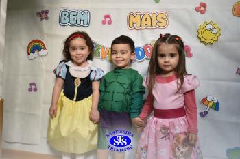 Alunos participam de atividades alusivas ao Dia da Criança 