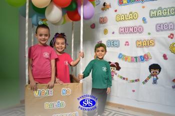 Alunos participam de atividades alusivas ao Dia da Criança 